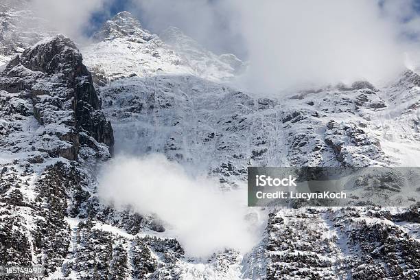 Avalanche Stockfoto und mehr Bilder von Lawine - Lawine, Schnee, Alpen