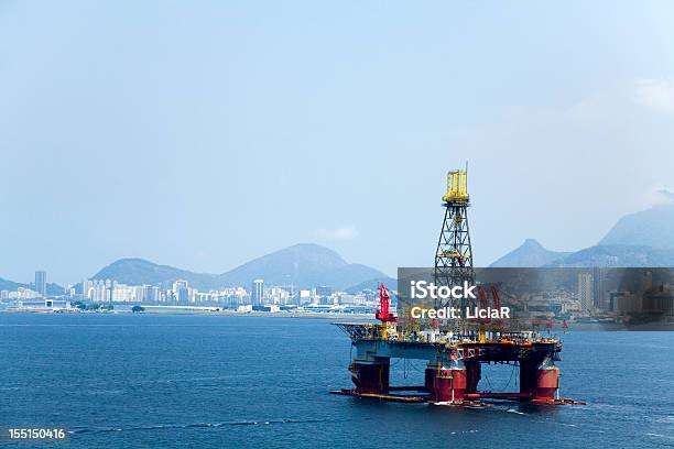 Photo libre de droit de Huile Plateforme banque d'images et plus d'images libres de droit de Baie de Guanabara - Baie de Guanabara, Bleu, Brésil