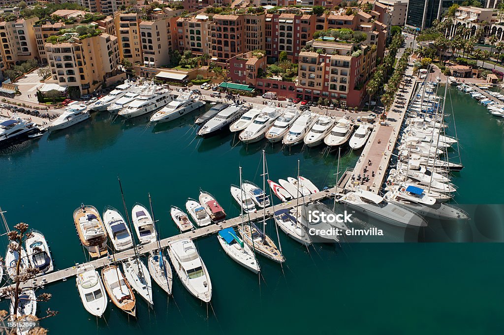 Iates de luxo e apartments em uma Marina Mónaco - Royalty-free Alta Sociedade Foto de stock