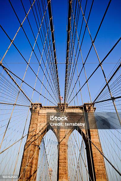 Brooklyn Bridge New York City Stany Zjednoczone - zdjęcia stockowe i więcej obrazów Amerykańska flaga - Amerykańska flaga, Architektura, Bez ludzi