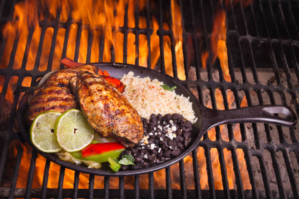 istock Chicken Fajitas with flames 155152615