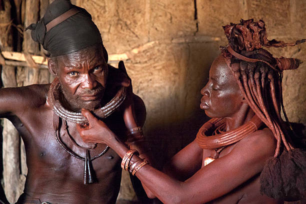 Himba couple  kaokoveld stock pictures, royalty-free photos & images