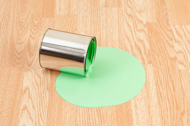 istock Green Paint Spill Close-up 155153490