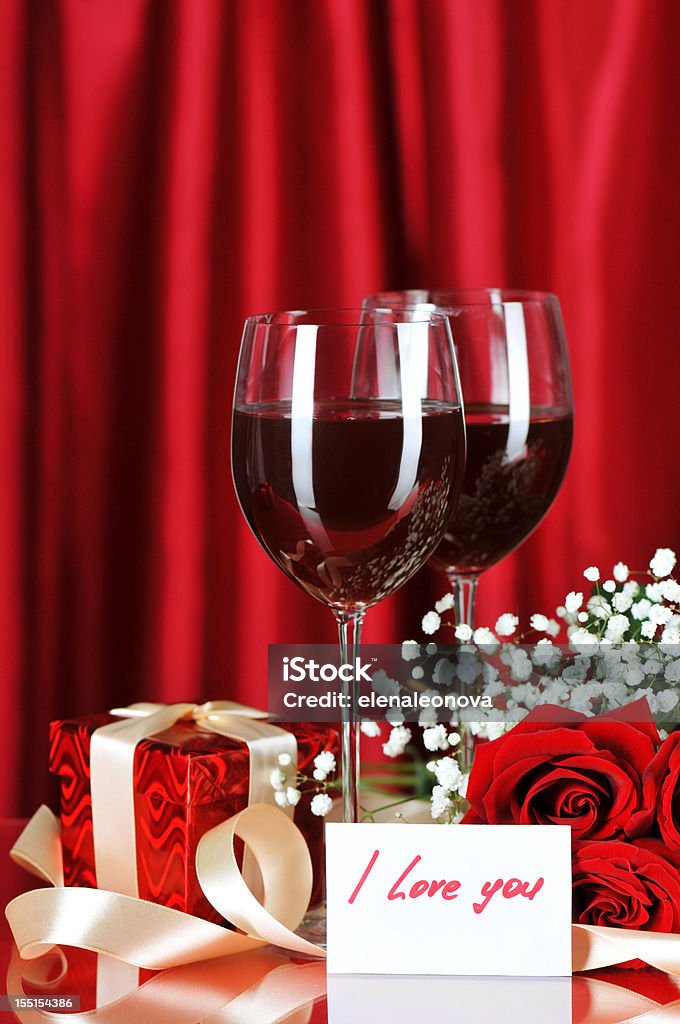 Día de San Valentín - Foto de stock de Amor - Sentimiento libre de derechos
