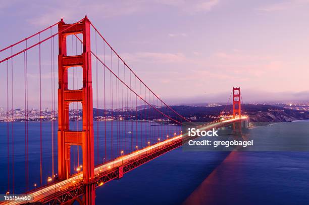 Golden Gate Brücke In San Francisco Bay Stockfoto und mehr Bilder von Golden Gate Bridge - Golden Gate Bridge, Nacht, Textfreiraum