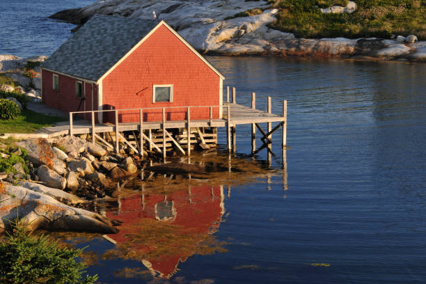 istock House at Peggy's Cove 155157216