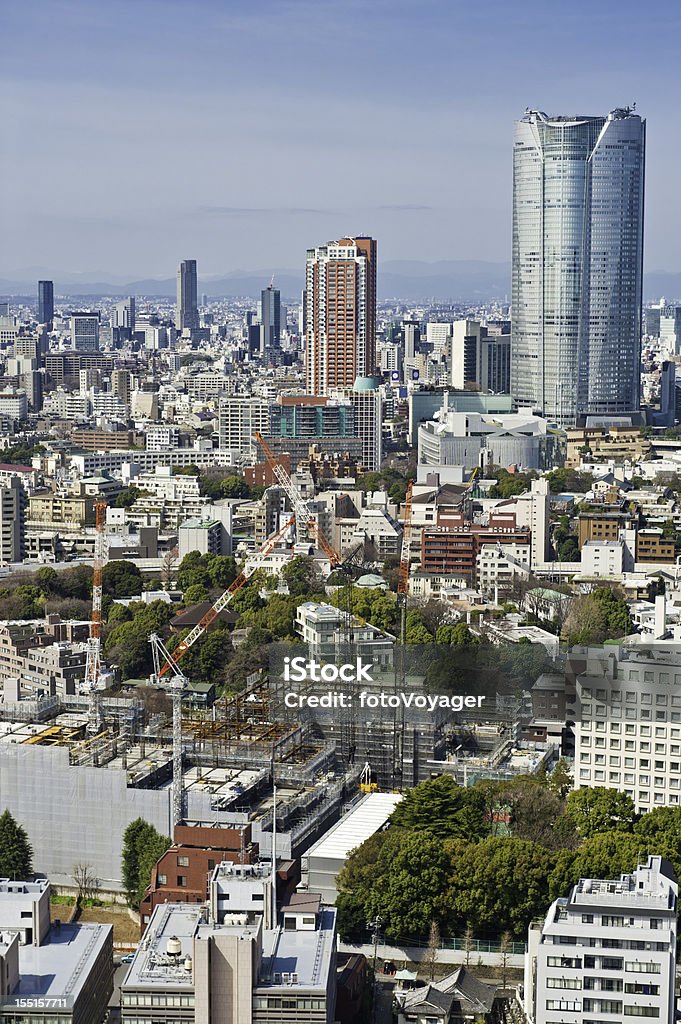 Paisaje urbano de los rascacielos de Tokio Roppongi Hills, Minato-ku de Japón - Foto de stock de Atestado libre de derechos