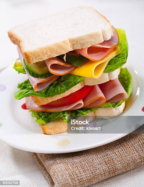 Sandwich Di Tacchino - Fotografie stock e altre immagini di Panino ripieno - Panino ripieno, Sfondo bianco, Alimentazione sana