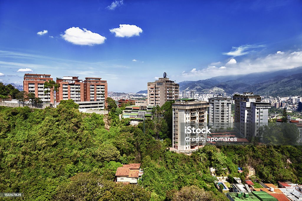 Vista del quartiere residenziale di edifici in una capitale - Foto stock royalty-free di Caracas