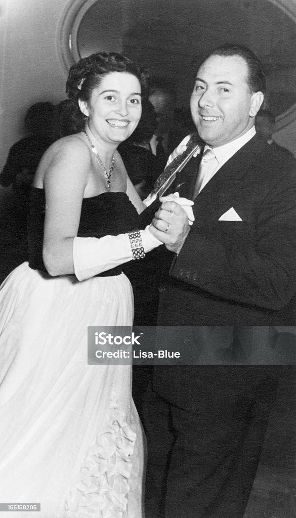 커플입니다 댄스 in 1950.Black 및 화이트 - 로열티 프리 고풍스런 스톡 사진