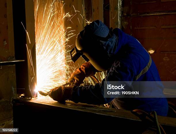 Metalworker - zdjęcia stockowe i więcej obrazów Bezpieczeństwo - Bezpieczeństwo, Dołączony, Fotografika