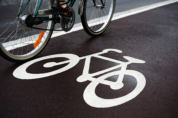 istock Bike lane and traffic 155159574