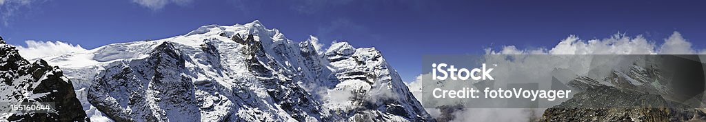 Himalaia pico da montanha de panorama Nepal - Foto de stock de Aventura royalty-free