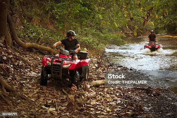 Fahren Sie 4 X 4 In Costa Rica Stockfoto und mehr Bilder von Geländewagen - Geländewagen, Wasser, Abenteuer
