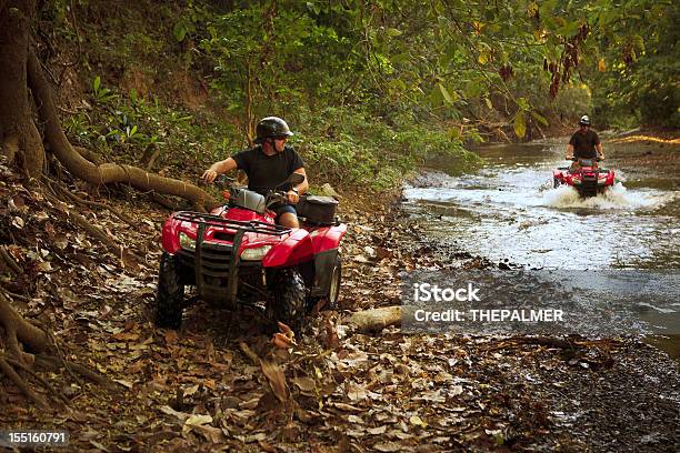 추진력있는 4 X 4 코스타리카 물에 대한 스톡 사진 및 기타 이미지 - 물, 오프로드 자동차, 4x4 자동차