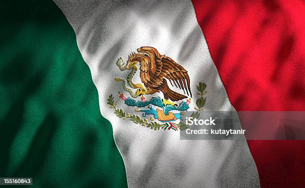 Bandera Mexicana Foto de stock y más banco de imágenes de Bandera mexicana - Bandera mexicana, Con textura, Fotografía - Imágenes