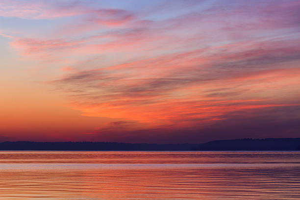 istock Brilliant Orange and Purple Sunset 155221119