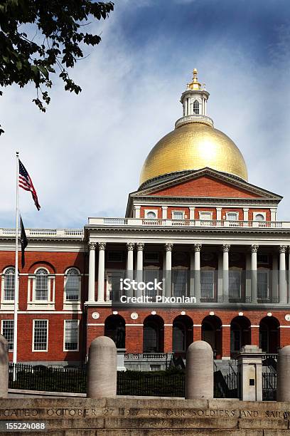 Residencia Estatal De Massachusetts En Verano Foto de stock y más banco de imágenes de Casa - Casa, Massachusetts, Boston - Massachusetts