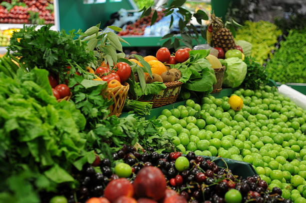 Verdureiro, frutas - foto de acervo