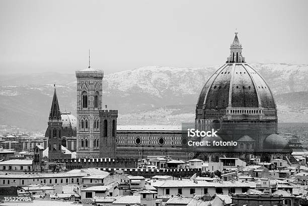 Foto de Catedral De Florença Preto E Branco e mais fotos de stock de Florença - Itália - Florença - Itália, Neve, Arcaico
