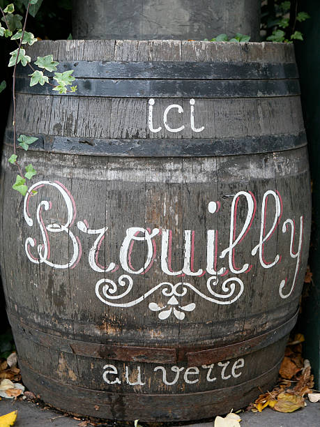 istock barrel of vino 155233297