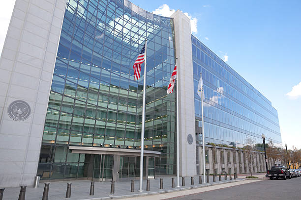 securities and exchange commission), sekunden, gebäude in washington, dc - flag of washington stock-fotos und bilder