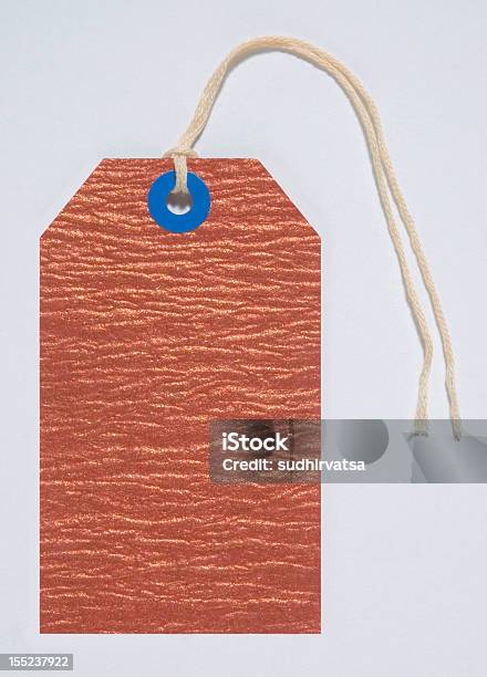 Natural Tag Reciclado Papel Feito A Mão - Fotografias de stock e mais imagens de Buraco - Buraco, Cartão de Presente, Cordel