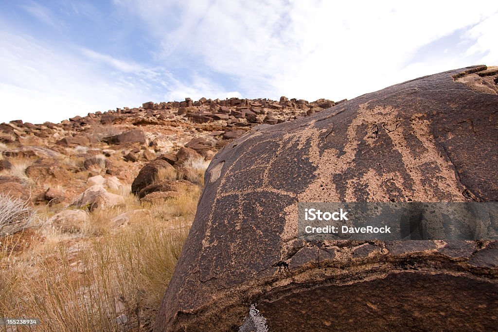 Petroglyphs из Anasazi Каньон - Стоковые фото Аборигенная культура роялти-фри