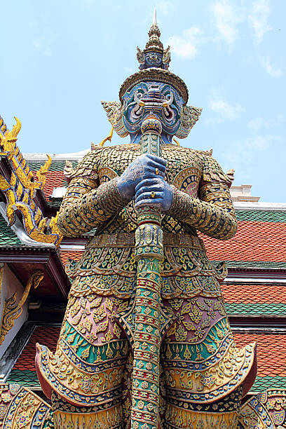 Thai Démon debout - Photo