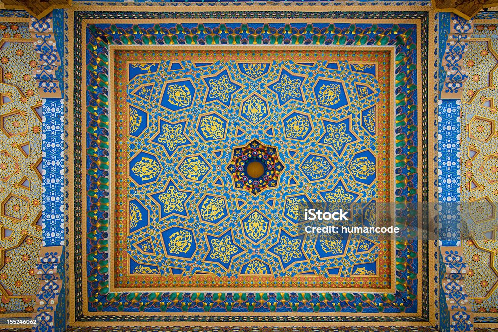 Affresco sul soffitto Moschea - Foto stock royalty-free di Affresco