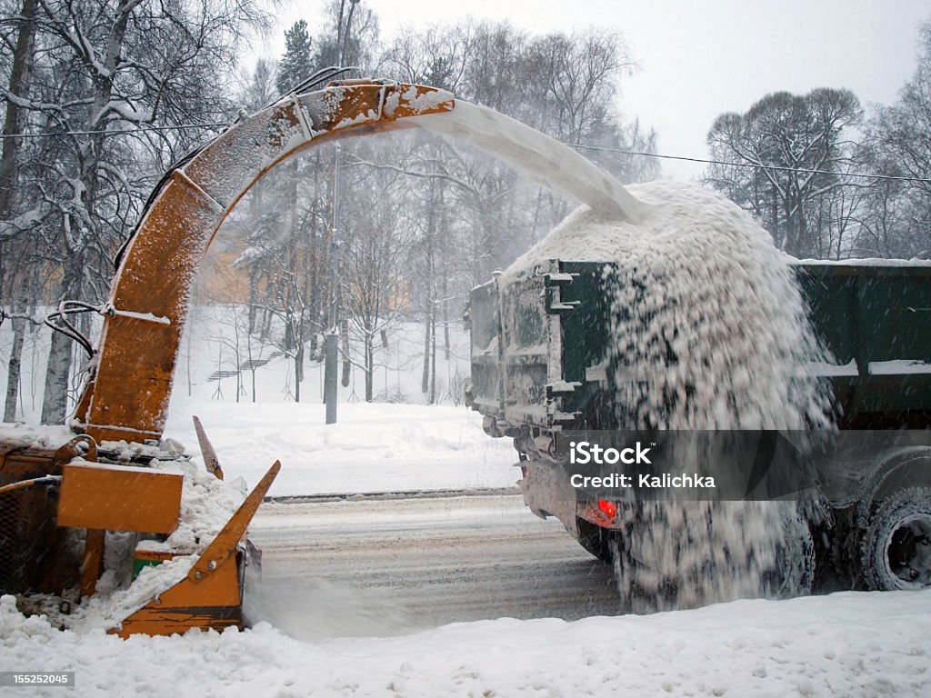 Remoção de neve - Royalty-free Amontoar Foto de stock