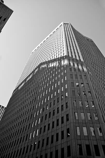 istock Grattacielo New York Bianco Nero Skyscraper Black White 155252223