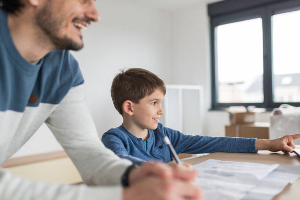 istock Home renovation with family 1552574289