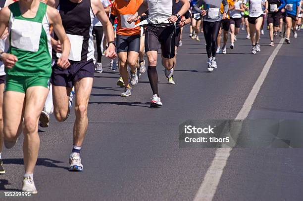 Einen Marathon Zu Laufen Stockfoto und mehr Bilder von Anstrengung - Anstrengung, Athlet, Ausdauer