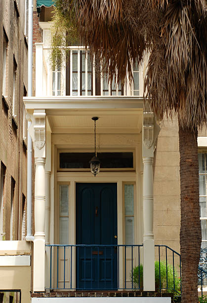 istock Southern Townhouse Entrance 155260319