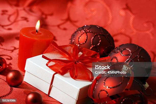 Luces De Navidad Foto de stock y más banco de imágenes de Acontecimiento - Acontecimiento, Adorno de navidad, Aniversario