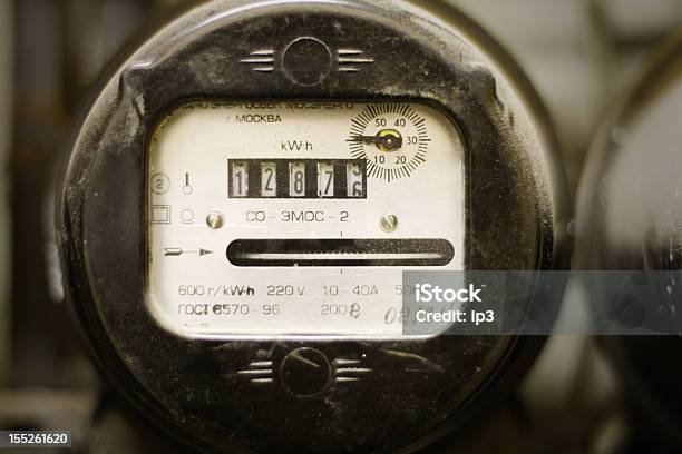 Stary Dusty Dostawy Energii Elektrycznej Miernik - zdjęcia stockowe i więcej obrazów Domowe finanse - Domowe finanse, Liczba 7, Produkcja paliw i energii