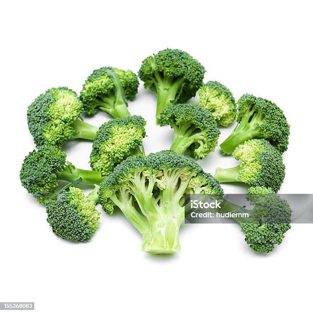 Broccolo - Fotografie stock e altre immagini di Alimentazione sana - Alimentazione sana, Bianco, Broccolo