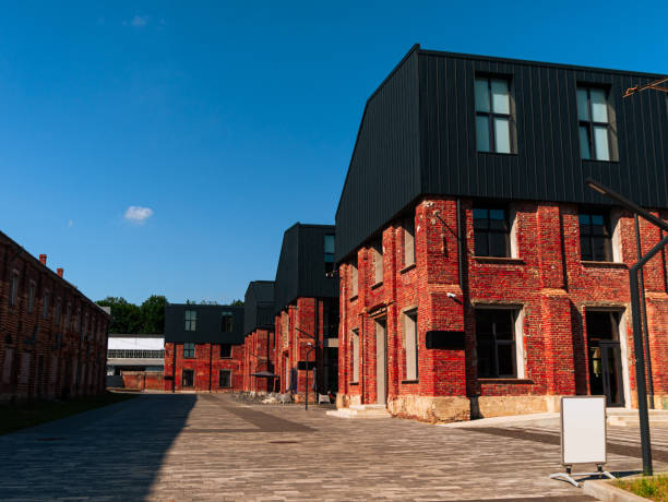 istock Modern cafe workspace exterior loft style red brick wall Old industrial buildings renovation Urban space Break-out areas 1552687758