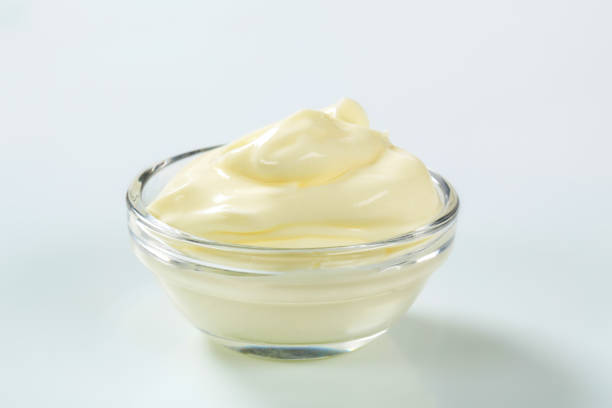 istock Bowl of smooth cream 155276311