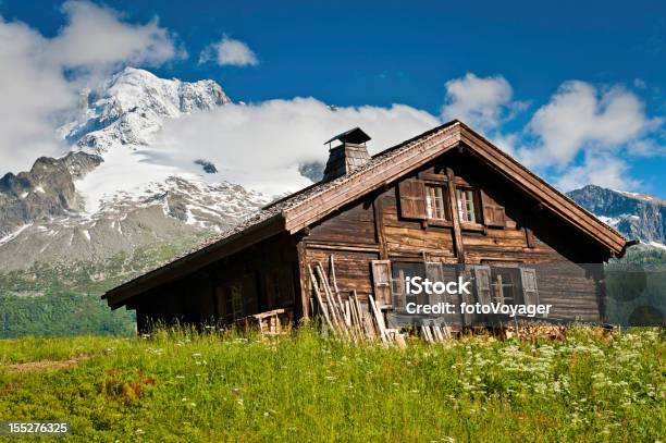 번자체 압살했다 고산대 Chalet 여름 메도 스노이 산맥 샬레에 대한 스톡 사진 및 기타 이미지 - 샬레, 스위스, 통나무집