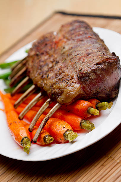 istock Rack of Lamb with Carrots and Green Beans 155278095