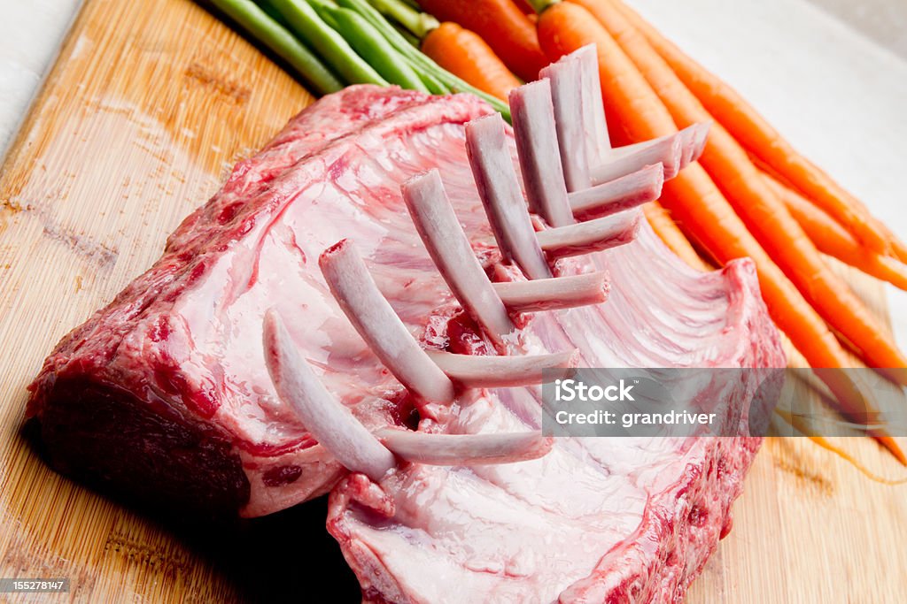 Raw Costeletas de carneiro - Foto de stock de Carne royalty-free