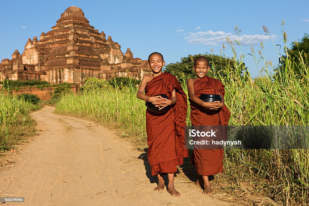 Junge Buddhistische Mönche - Lizenzfrei Architektur Stock-Foto