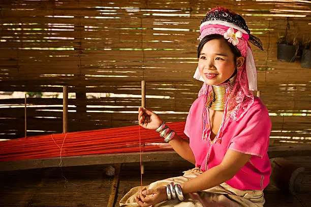 Portrait of a long-neck woman Padaung (Karen) tribe, Mae Hong Son Province in Northern Thailand.