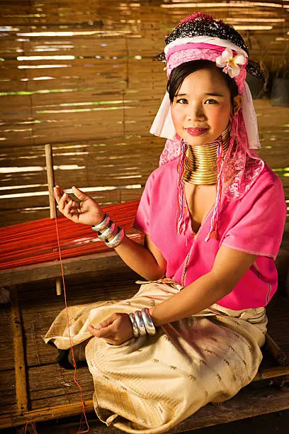 Portrait of a long-neck woman Padaung (Karen) tribe, Mae Hong Son Province in Northern Thailand.