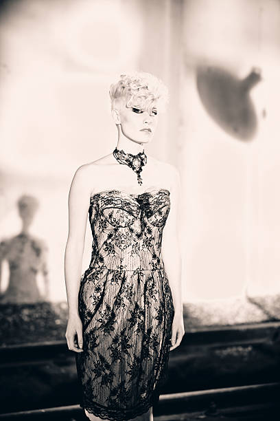 istock Vintage fashion portrait 155279692