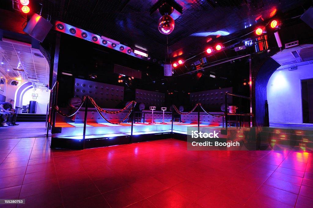 Retro Interior europeo de baile de discoteca nocturna - Foto de stock de Pista de baile libre de derechos