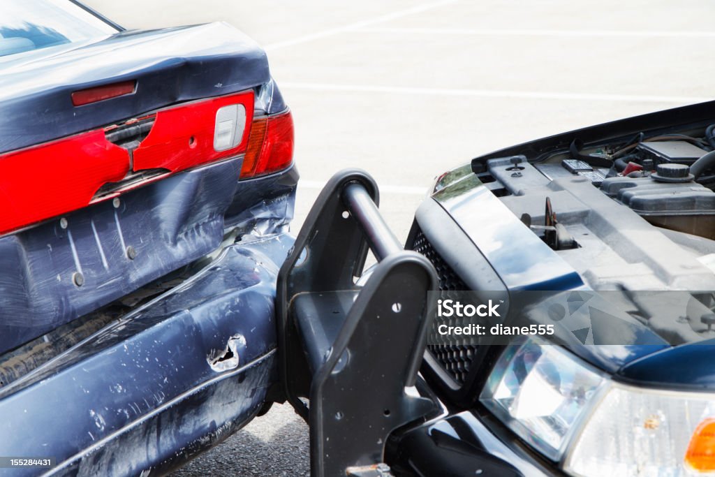 L'exonération en cas de dommages sur l'arrière fin de la voiture - Photo de Endommagé libre de droits