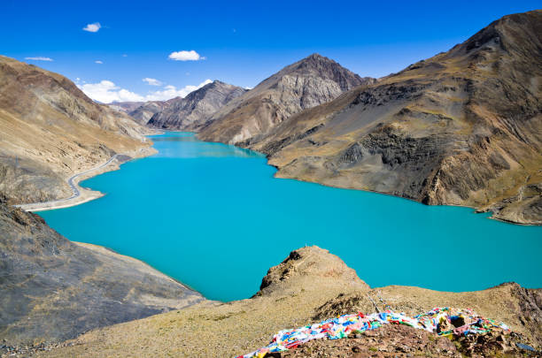 istock Mountain Lake in Tibet 155284525